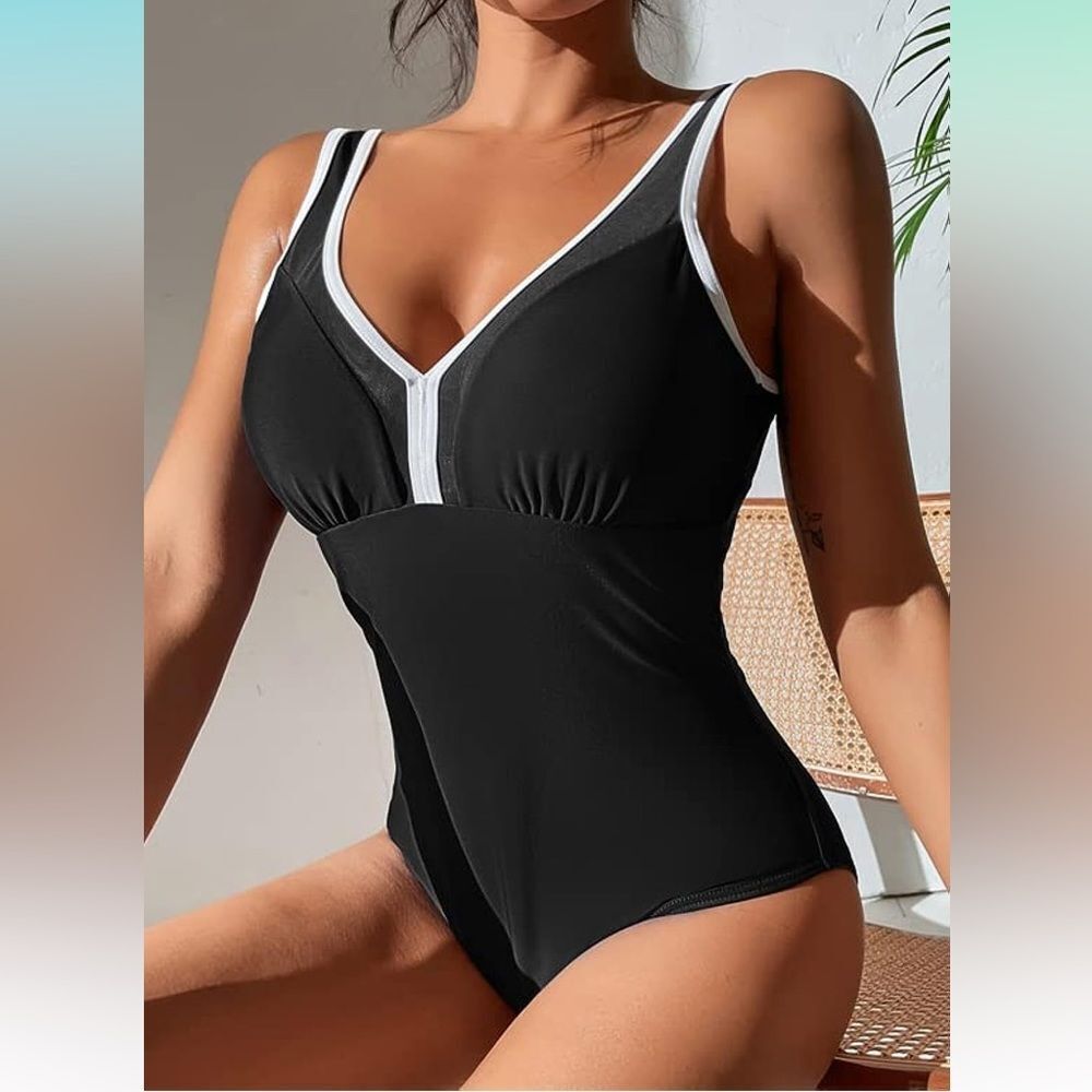 NWOT black & white tummy control one piece swimsuit Size Small